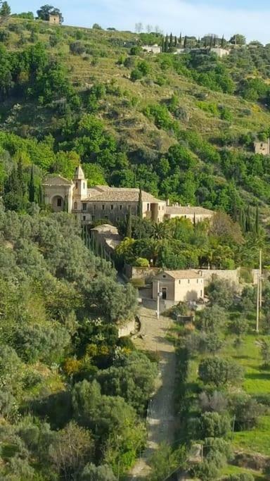Casa Annunziata, Borgo E Mare A Badolato Villa Badolato Marina Екстериор снимка